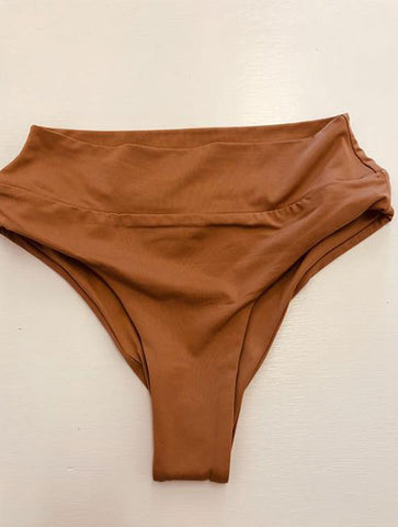Emily Bottom in Warm Apricot